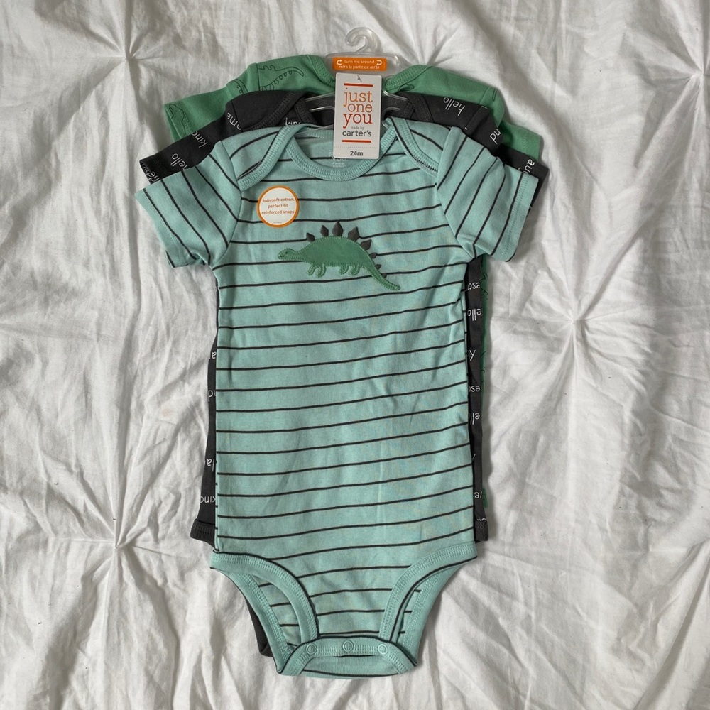 BNWT 3 Pack of Carter’s Onesies